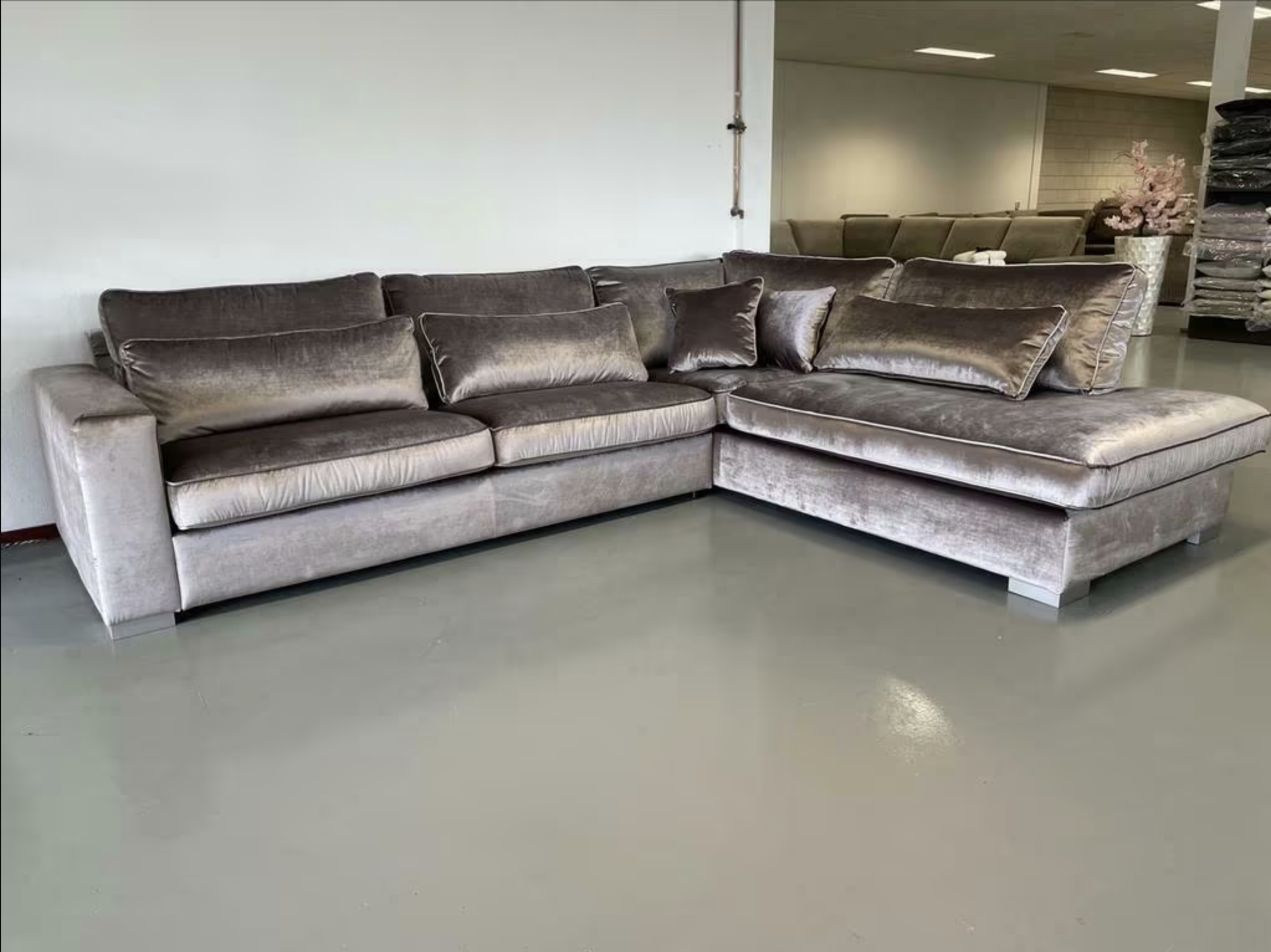 Luxe Hoekbank Kemer Velvet 107 - 310x250 - NIEUW