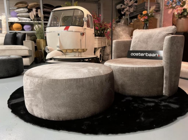 Luxe Velvet Draaifauteuil + Poef UNIEK