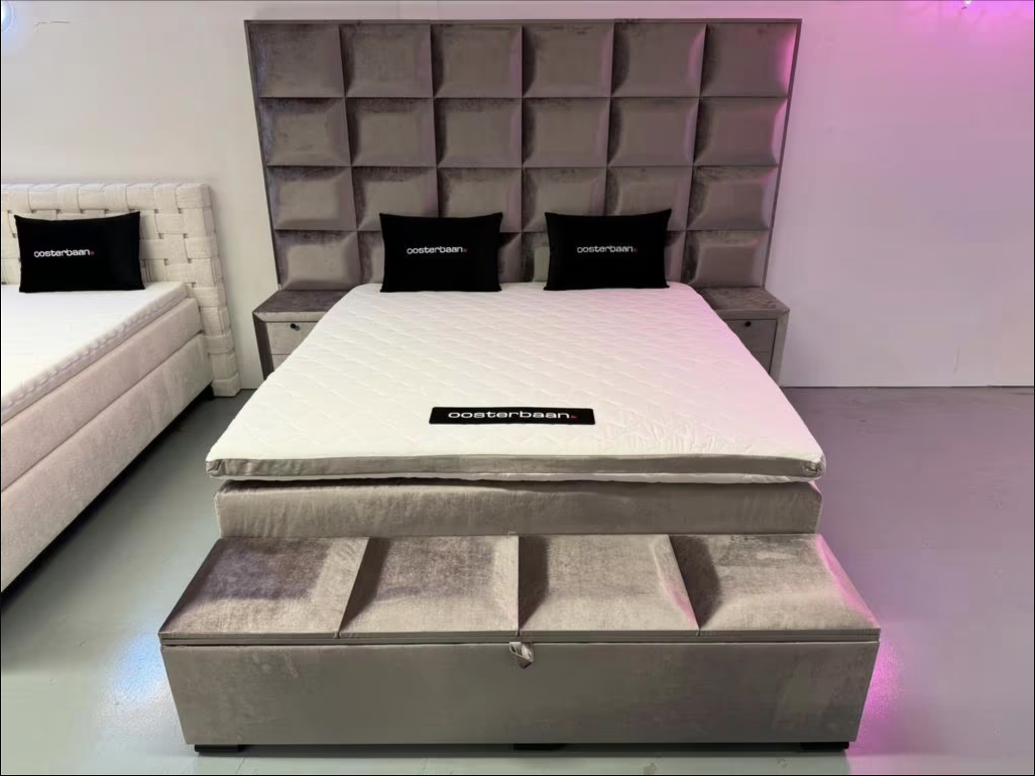 Luxe Velvet Boxspring Eva 180x200cm Emerald107 NIEUW