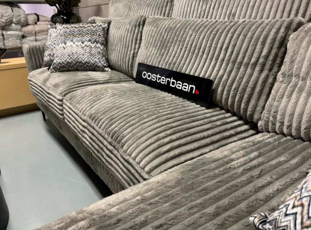 Luxe Velvet Big Rib Loungebank California Grijs 300x200 - Afbeelding 3