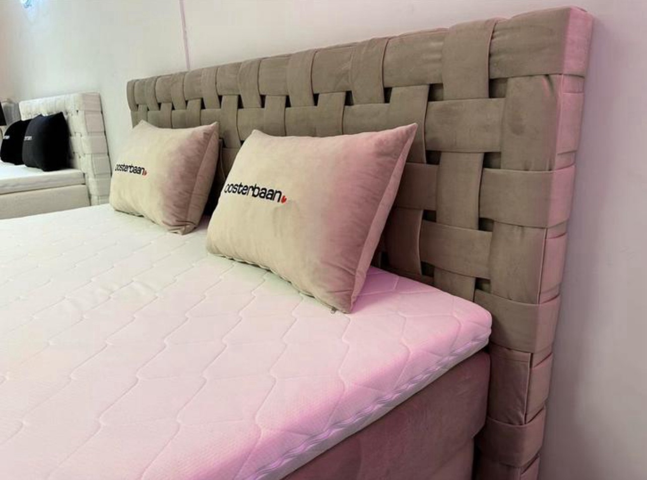 Luxe Velvet Boxspring Braid 180x200cm NIEUW - Beige - Afbeelding 4