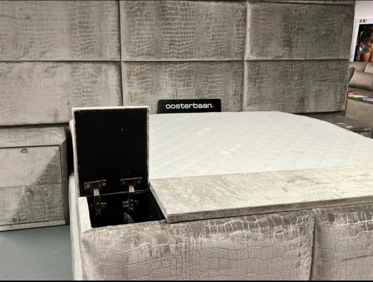 Luxe Velvet Croco Boxspring Valentijn met TV lift - NIEUW - Afbeelding 2