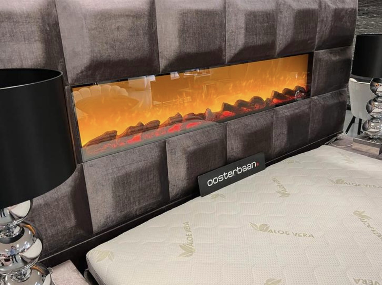 Luxe Velvet Boxspring + Open haard NIEUW - UNIEK - Compleet - Afbeelding 3