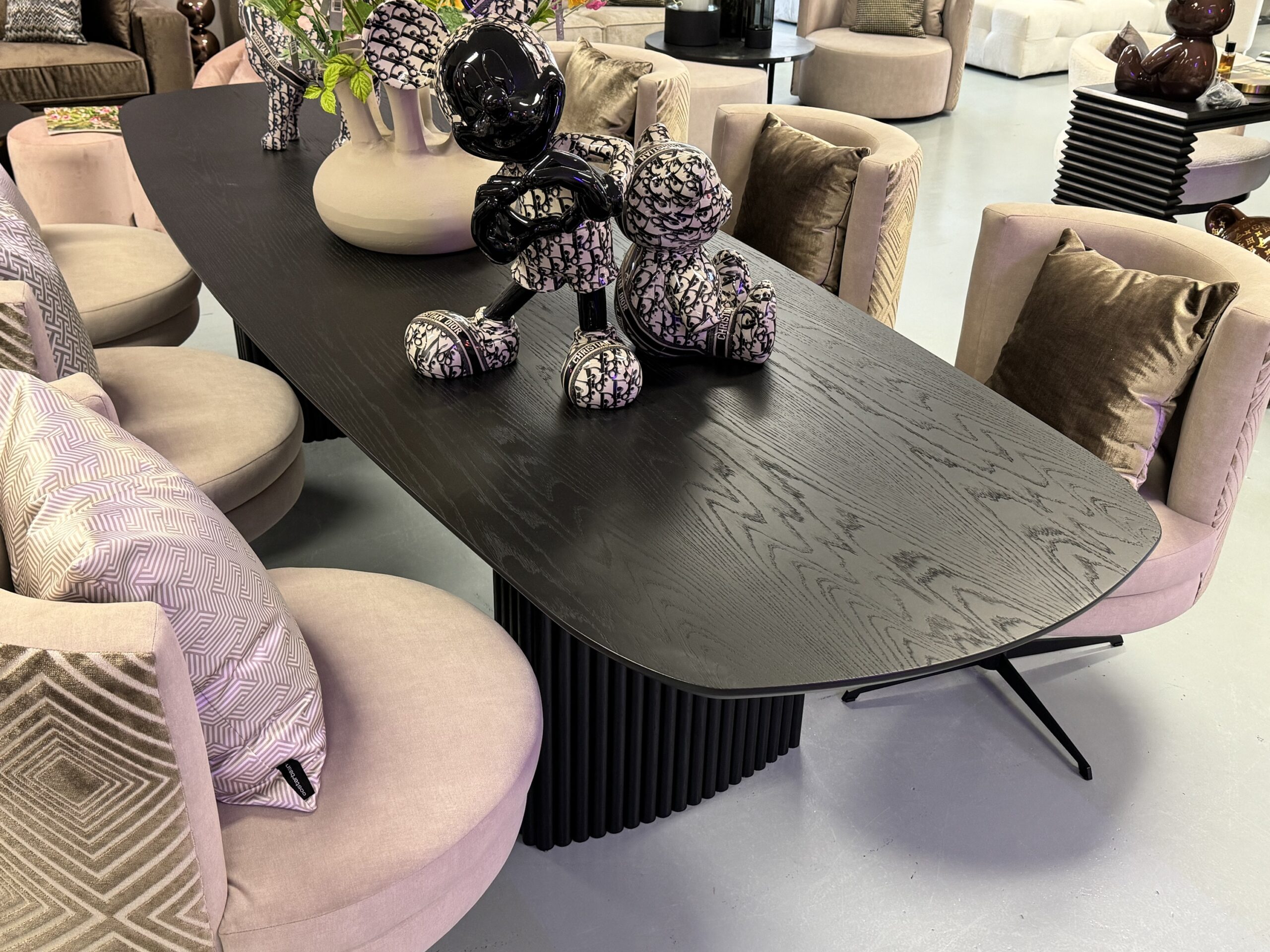 Luxe Eettafel Diva Black Oak 300x100cm Ovaal - Afbeelding 2