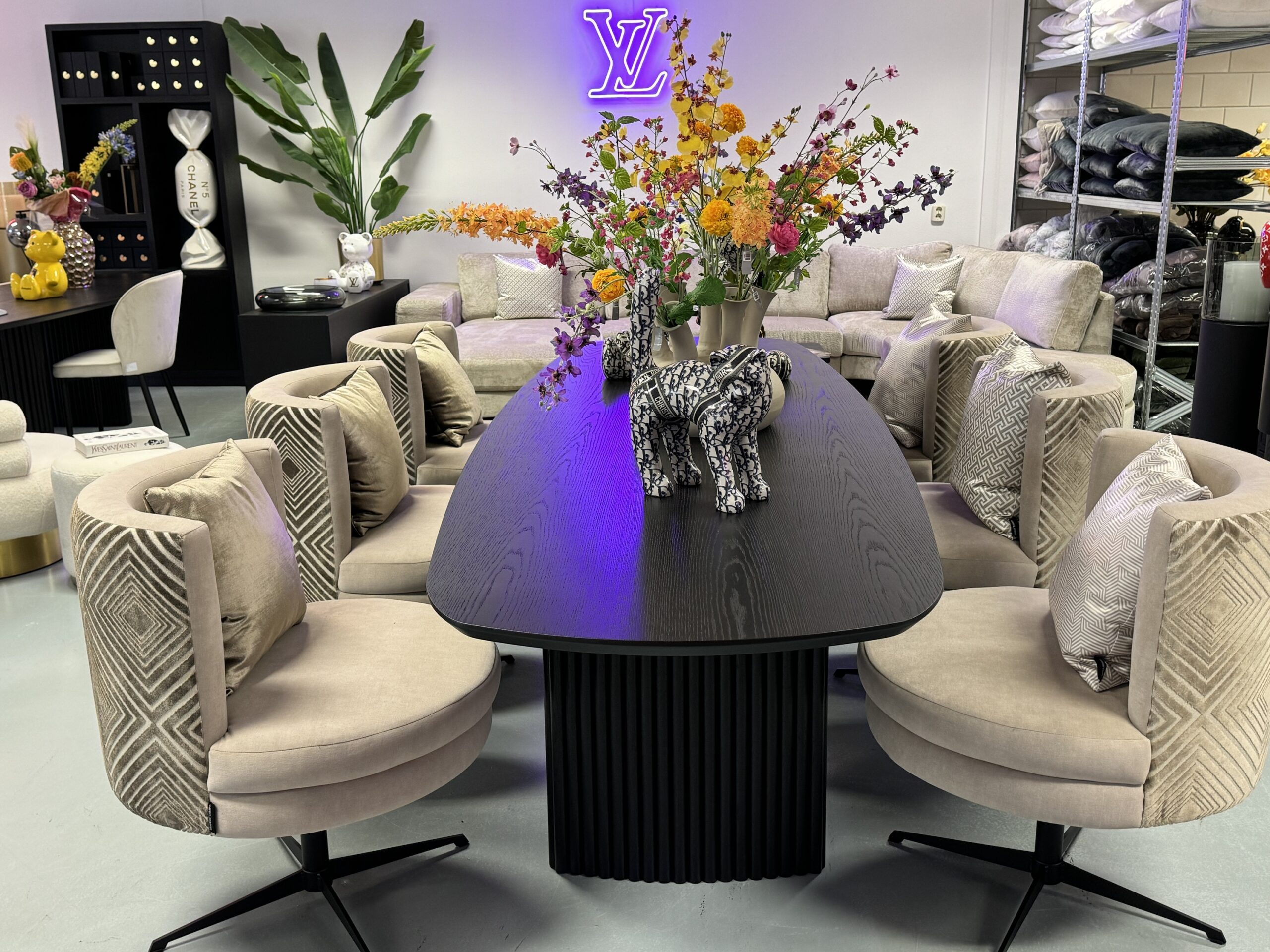 Luxe Eettafel Diva Black Oak 300x100cm Ovaal - Afbeelding 3