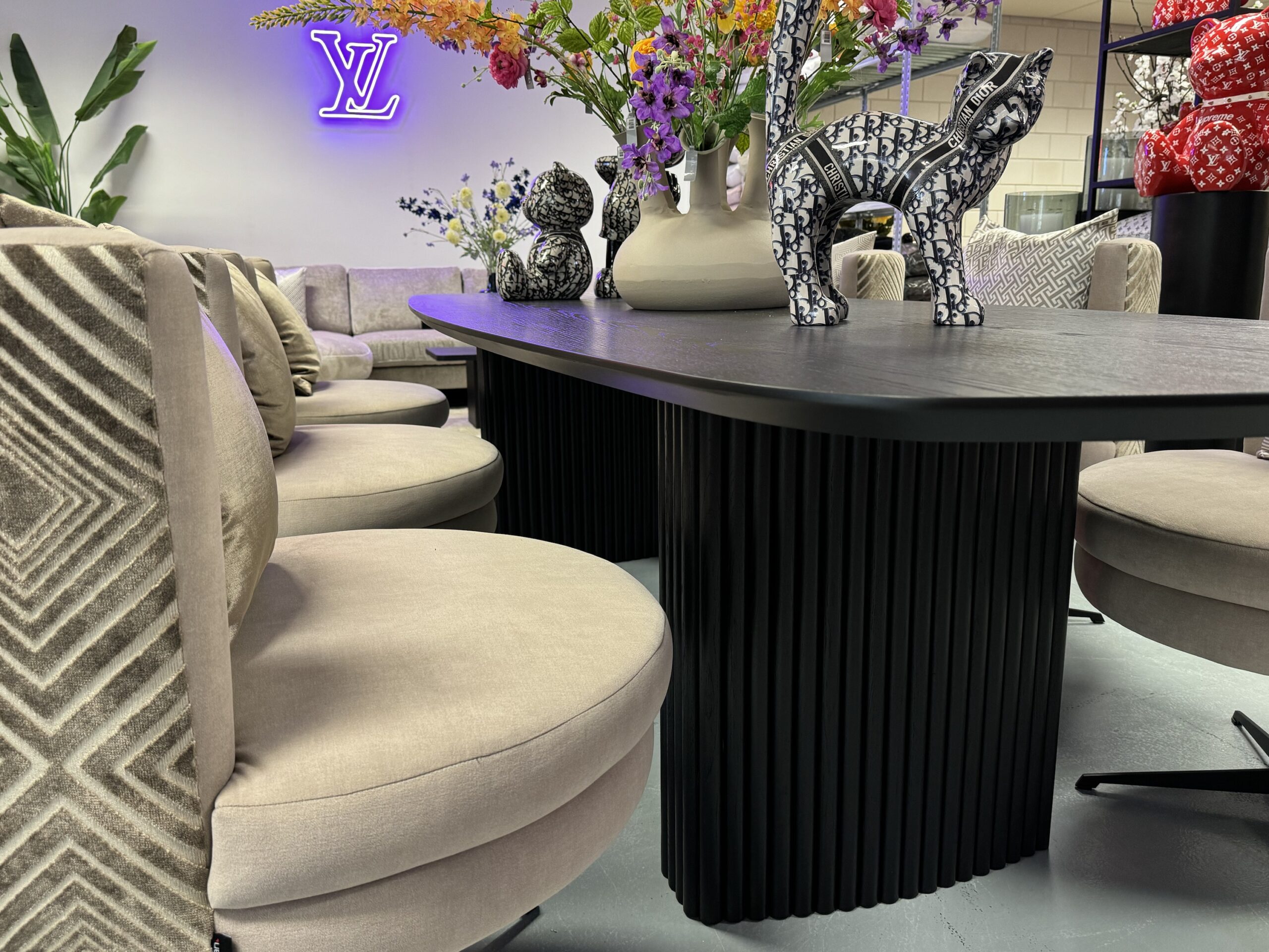 Luxe Eettafel Diva Black Oak 300x100cm Ovaal - Afbeelding 7