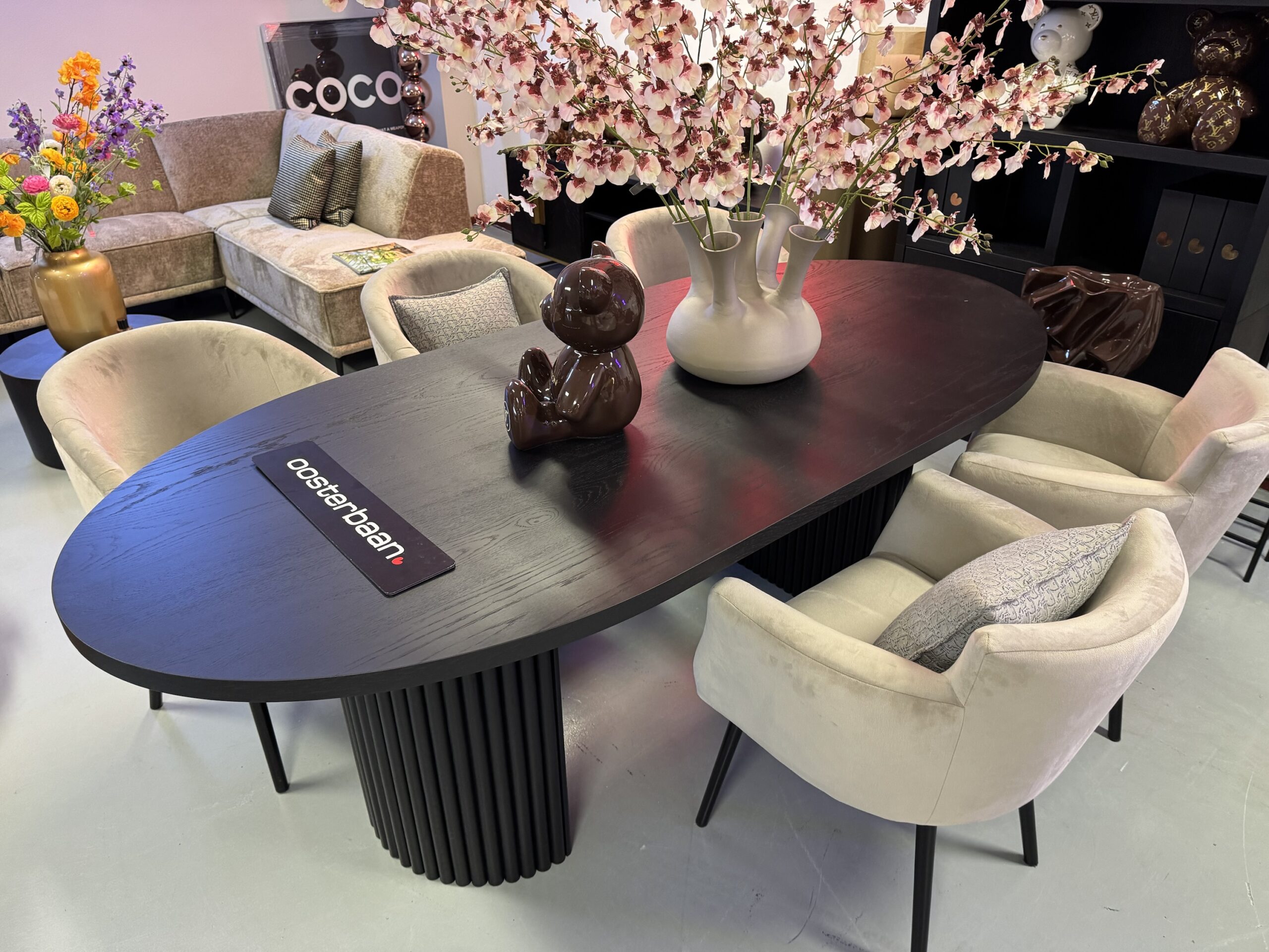 Luxe Eettafel Bo Black Oak 220x100cm NIEUW Ovaal Rond Zwart